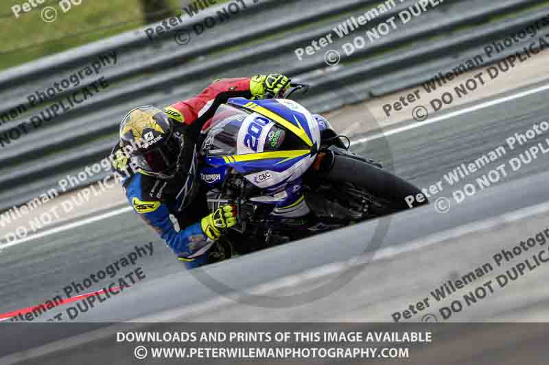 cadwell no limits trackday;cadwell park;cadwell park photographs;cadwell trackday photographs;enduro digital images;event digital images;eventdigitalimages;navarra;no limits trackdays;peter wileman photography;racing digital images;trackday digital images;trackday photos